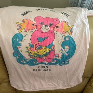 Pisces pink vintage sleep shirt